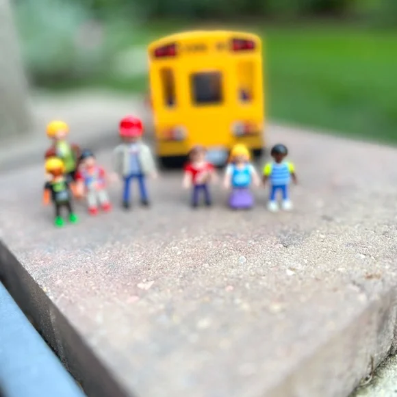 Playmobil School Bus Vehicle PlaySet - Picture 2 of 8